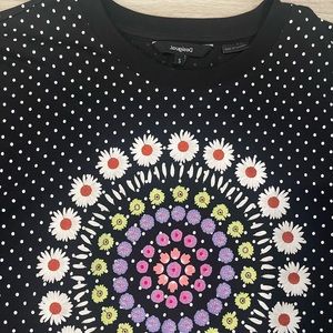 Designer Shirt. Excellent quality and condition.